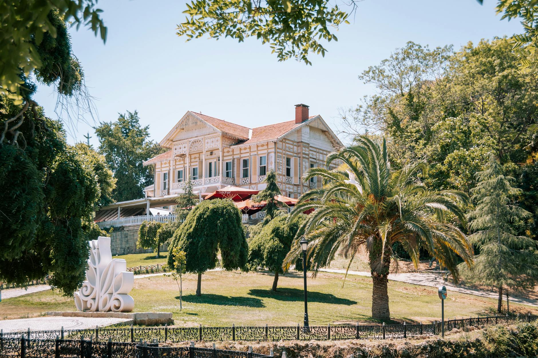 Sakıp Sabancı Museum in Emirgan mit Tipps für den Besuch und aktuellen Preisen