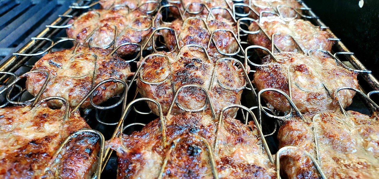 Saftige Köfte in Istanbuls traditionsreichen Grillstuben mit Tipps für historische Adressen und faire Preise