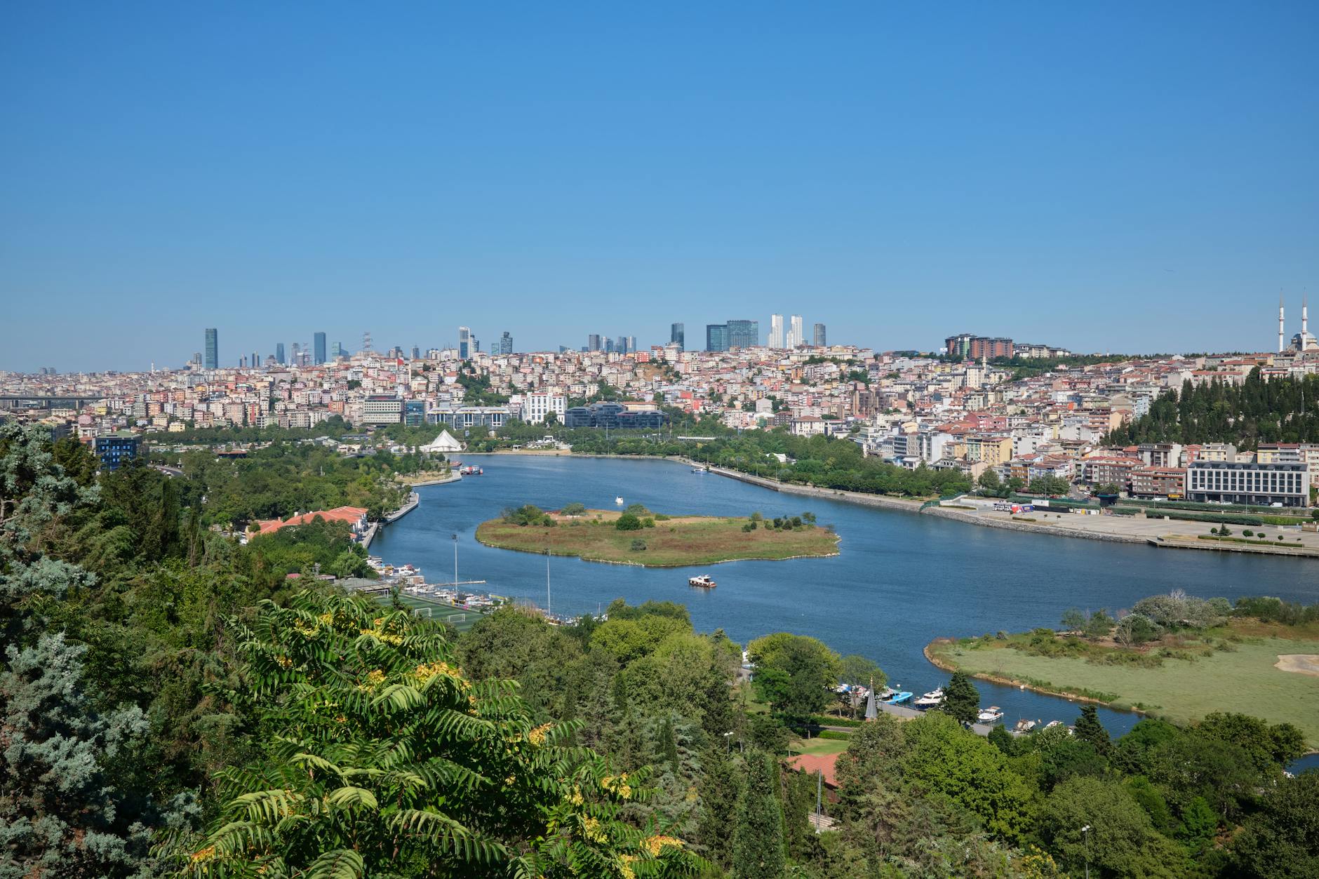Blick vom Pierre Loti Hügel auf das Goldene Horn und Istanbul.